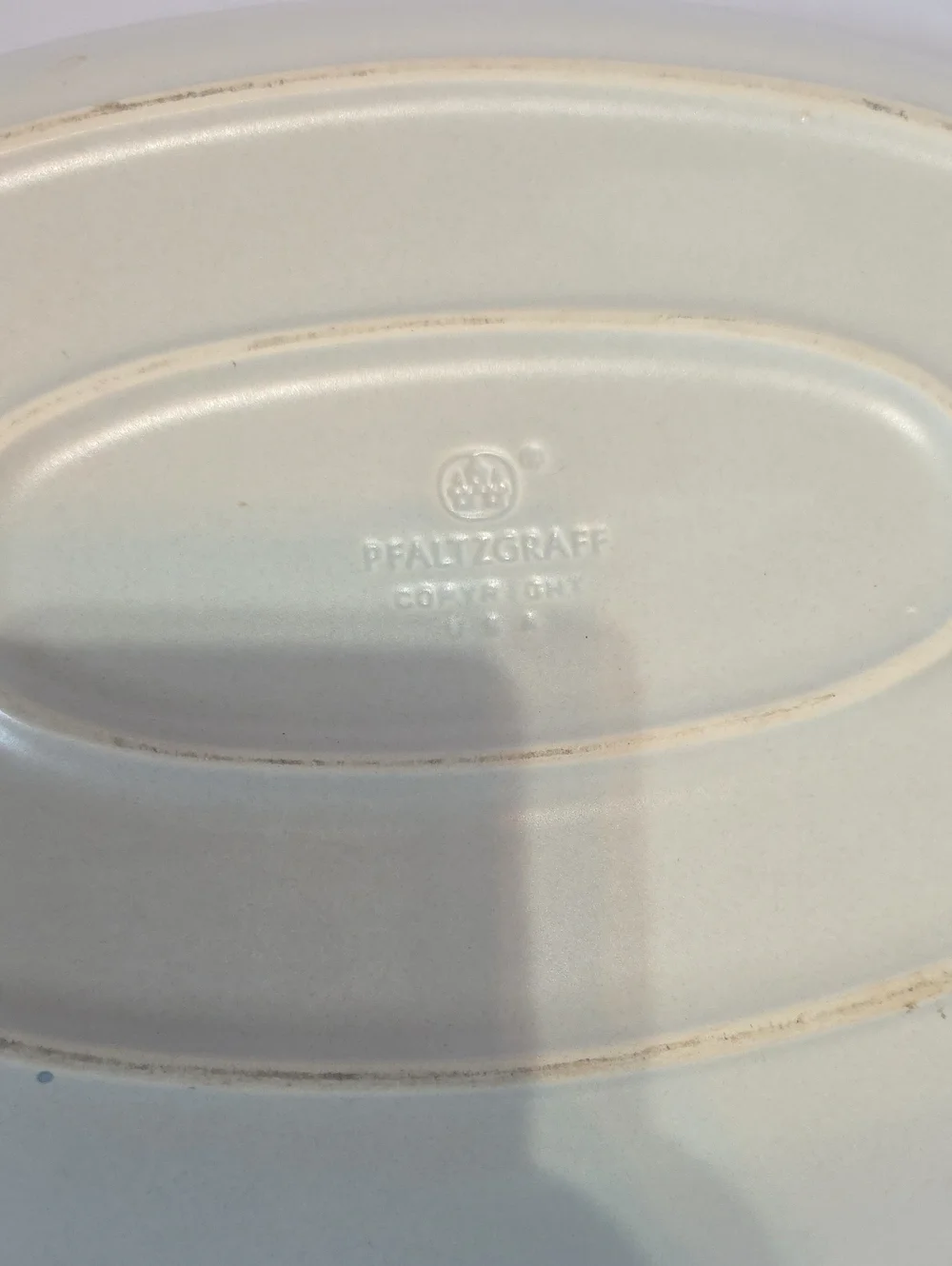 Pfaltzgraff Yorktowne Oval Serving Platter 13.5
